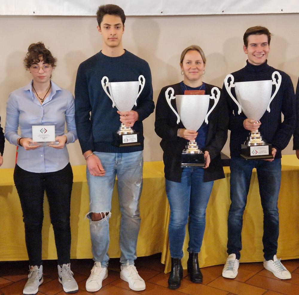 I quattro vincitori dei titoli: Elisa Cassi, Simone Pozzari, Olga Zimina e Luca Moroni Campionati italiani 2023: vincono Moroni, Zimina e Pozzari. Cassi Campionessa under 20 Femminile